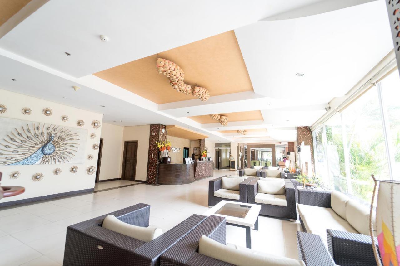 Mo2 Westown Hotel Iloilo Exterior foto